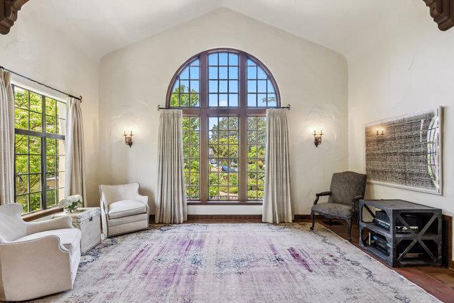 Detail Gallery Image 10 of 97 For 2307 Easton Dr, Burlingame,  CA 94010 - 4 Beds | 4/1 Baths