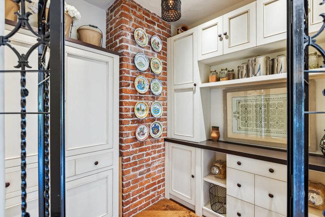 Detail Gallery Image 21 of 97 For 2307 Easton Dr, Burlingame,  CA 94010 - 4 Beds | 4/1 Baths