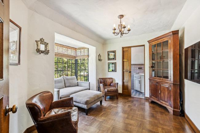 Detail Gallery Image 22 of 97 For 2307 Easton Dr, Burlingame,  CA 94010 - 4 Beds | 4/1 Baths
