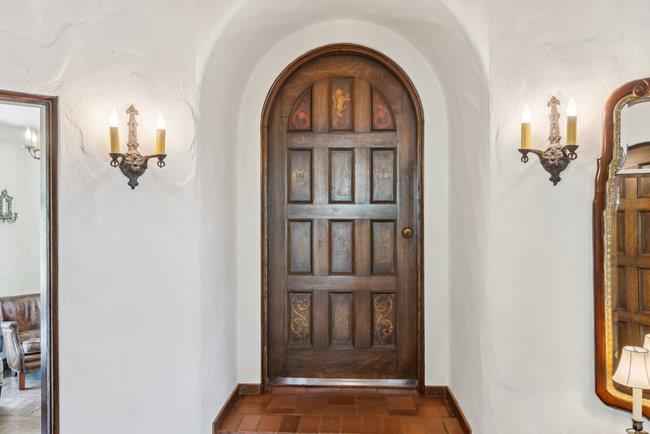 Detail Gallery Image 24 of 97 For 2307 Easton Dr, Burlingame,  CA 94010 - 4 Beds | 4/1 Baths