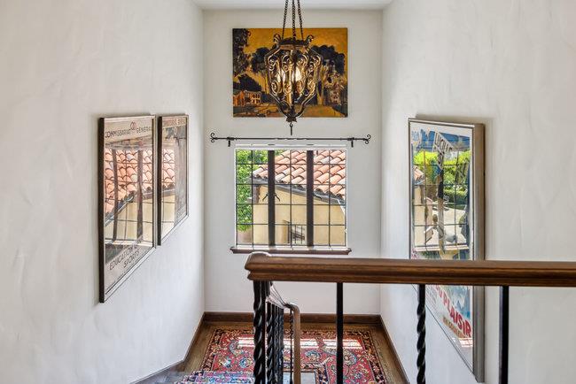 Detail Gallery Image 31 of 97 For 2307 Easton Dr, Burlingame,  CA 94010 - 4 Beds | 4/1 Baths