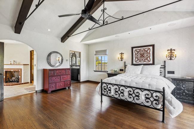 Detail Gallery Image 33 of 97 For 2307 Easton Dr, Burlingame,  CA 94010 - 4 Beds | 4/1 Baths