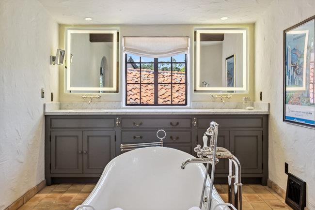 Detail Gallery Image 40 of 97 For 2307 Easton Dr, Burlingame,  CA 94010 - 4 Beds | 4/1 Baths