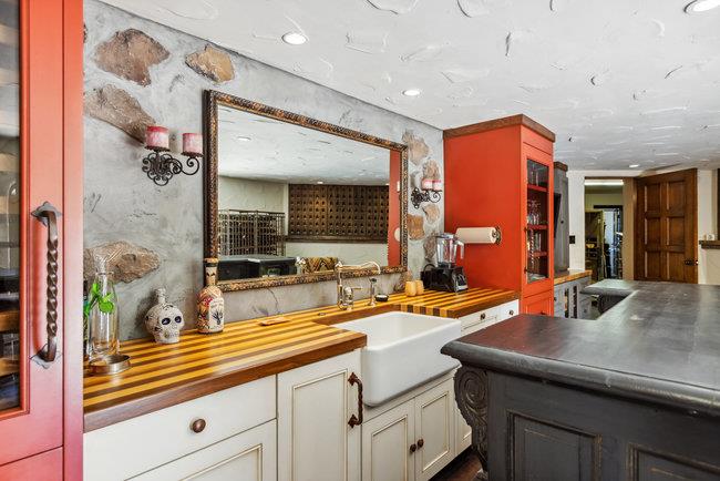 Detail Gallery Image 48 of 97 For 2307 Easton Dr, Burlingame,  CA 94010 - 4 Beds | 4/1 Baths
