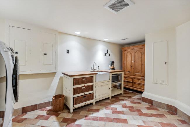 Detail Gallery Image 51 of 97 For 2307 Easton Dr, Burlingame,  CA 94010 - 4 Beds | 4/1 Baths