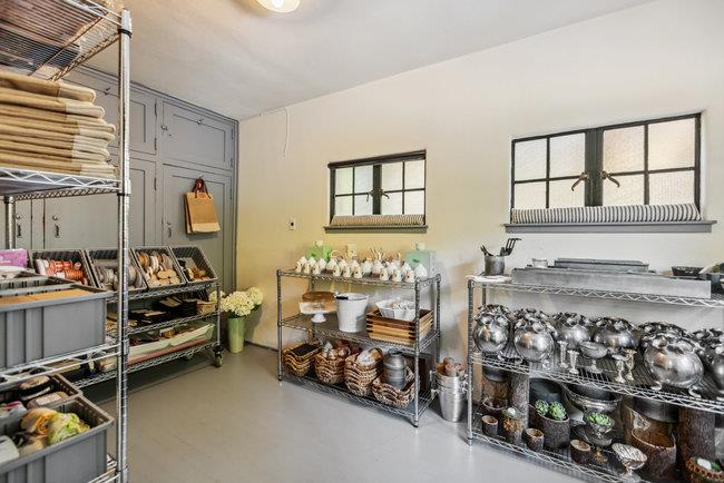 Detail Gallery Image 53 of 97 For 2307 Easton Dr, Burlingame,  CA 94010 - 4 Beds | 4/1 Baths