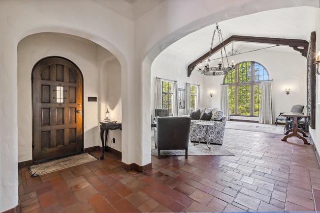Detail Gallery Image 6 of 97 For 2307 Easton Dr, Burlingame,  CA 94010 - 4 Beds | 4/1 Baths
