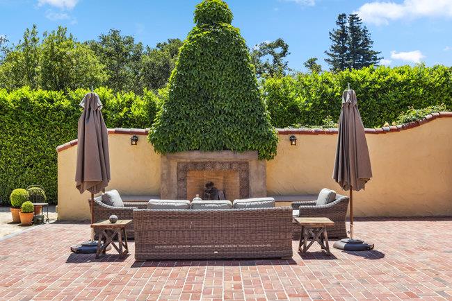 Detail Gallery Image 60 of 97 For 2307 Easton Dr, Burlingame,  CA 94010 - 4 Beds | 4/1 Baths