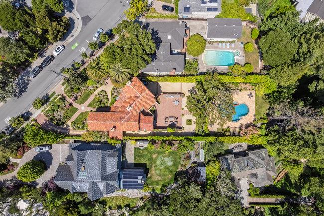 Detail Gallery Image 80 of 97 For 2307 Easton Dr, Burlingame,  CA 94010 - 4 Beds | 4/1 Baths