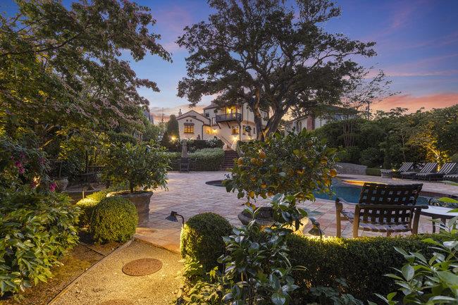Detail Gallery Image 94 of 97 For 2307 Easton Dr, Burlingame,  CA 94010 - 4 Beds | 4/1 Baths