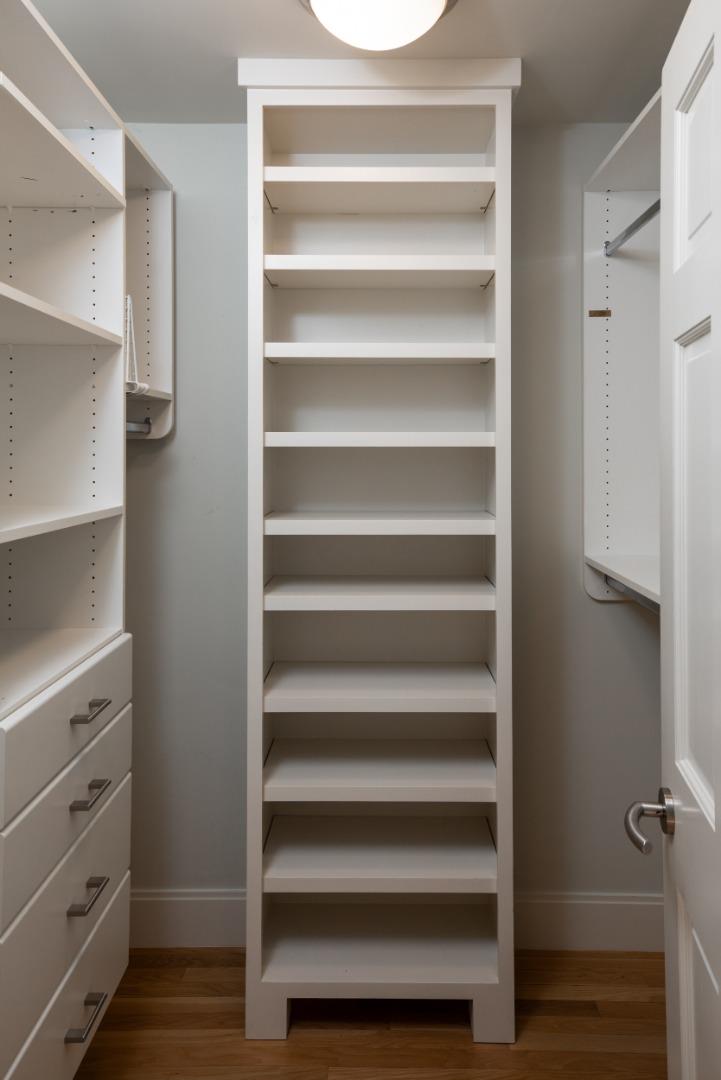 Detail Gallery Image 35 of 41 For 1330 Trinity Dr, Menlo Park,  CA 94025 - 3 Beds | 2/1 Baths