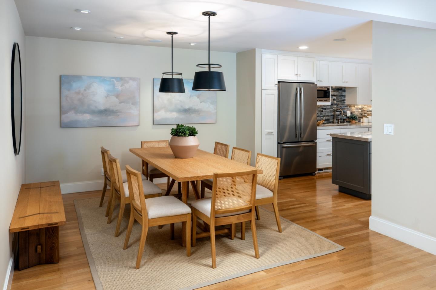 Detail Gallery Image 6 of 41 For 1330 Trinity Dr, Menlo Park,  CA 94025 - 3 Beds | 2/1 Baths
