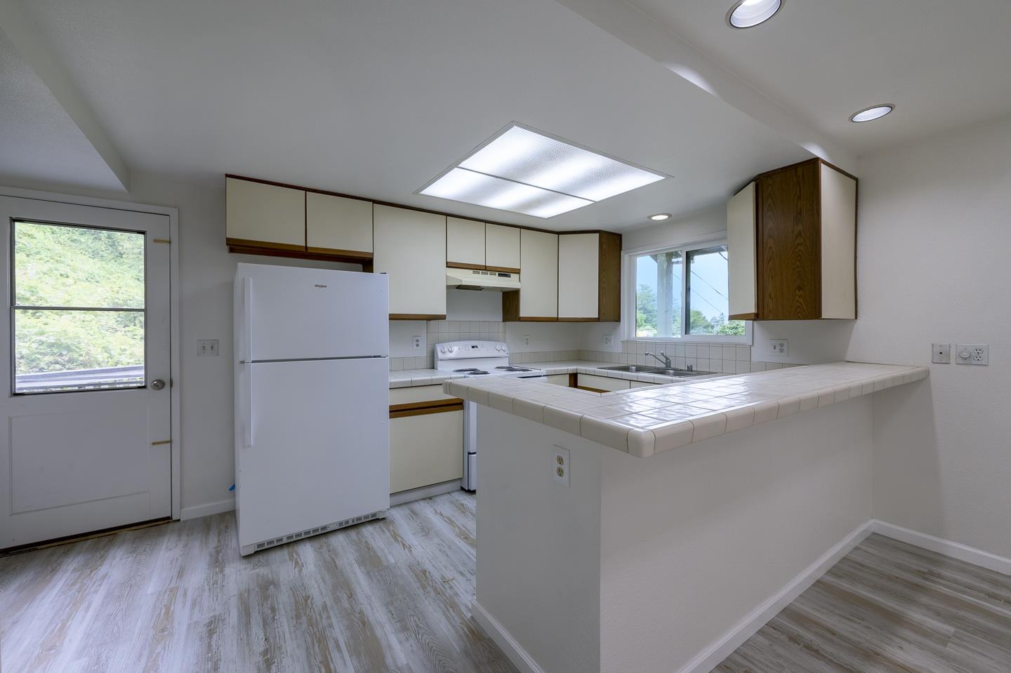 Detail Gallery Image 11 of 31 For 740 Loma Prieta Dr, Aptos,  CA 95003 - 3 Beds | 2/1 Baths