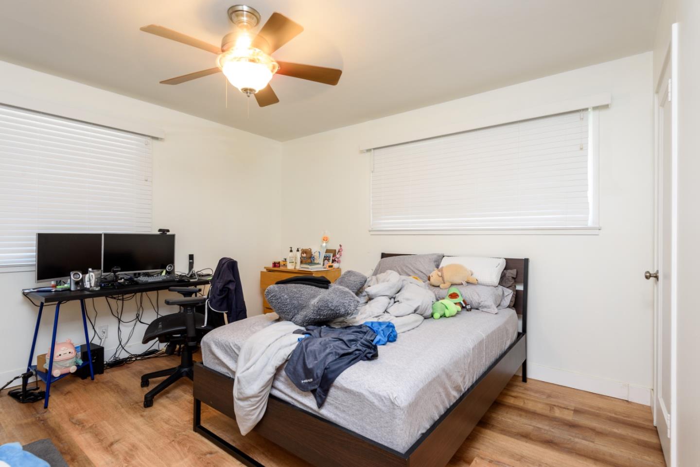 Detail Gallery Image 8 of 16 For 2085 Addison Ave, East Palo Alto,  CA 94303 - 3 Beds | 3 Baths
