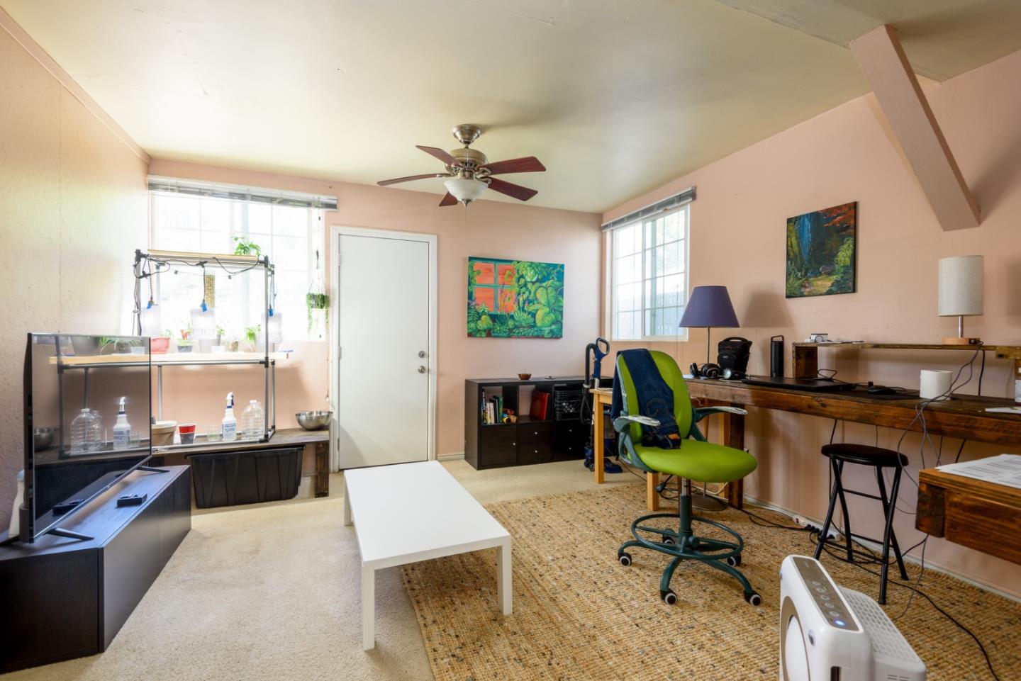 Detail Gallery Image 9 of 16 For 2085 Addison Ave, East Palo Alto,  CA 94303 - 3 Beds | 3 Baths