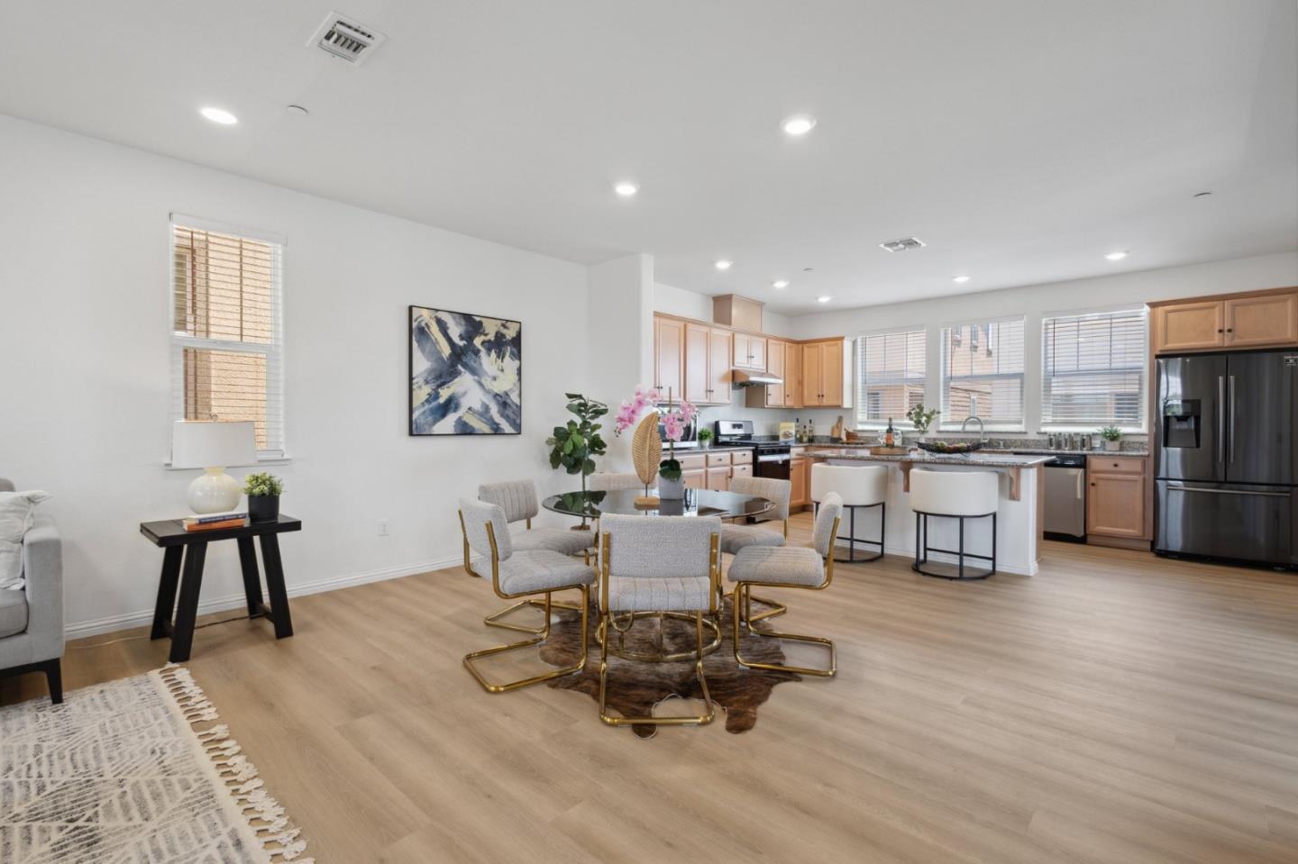 Detail Gallery Image 10 of 40 For 24227 2nd St, Hayward,  CA 94541 - 3 Beds | 3/1 Baths