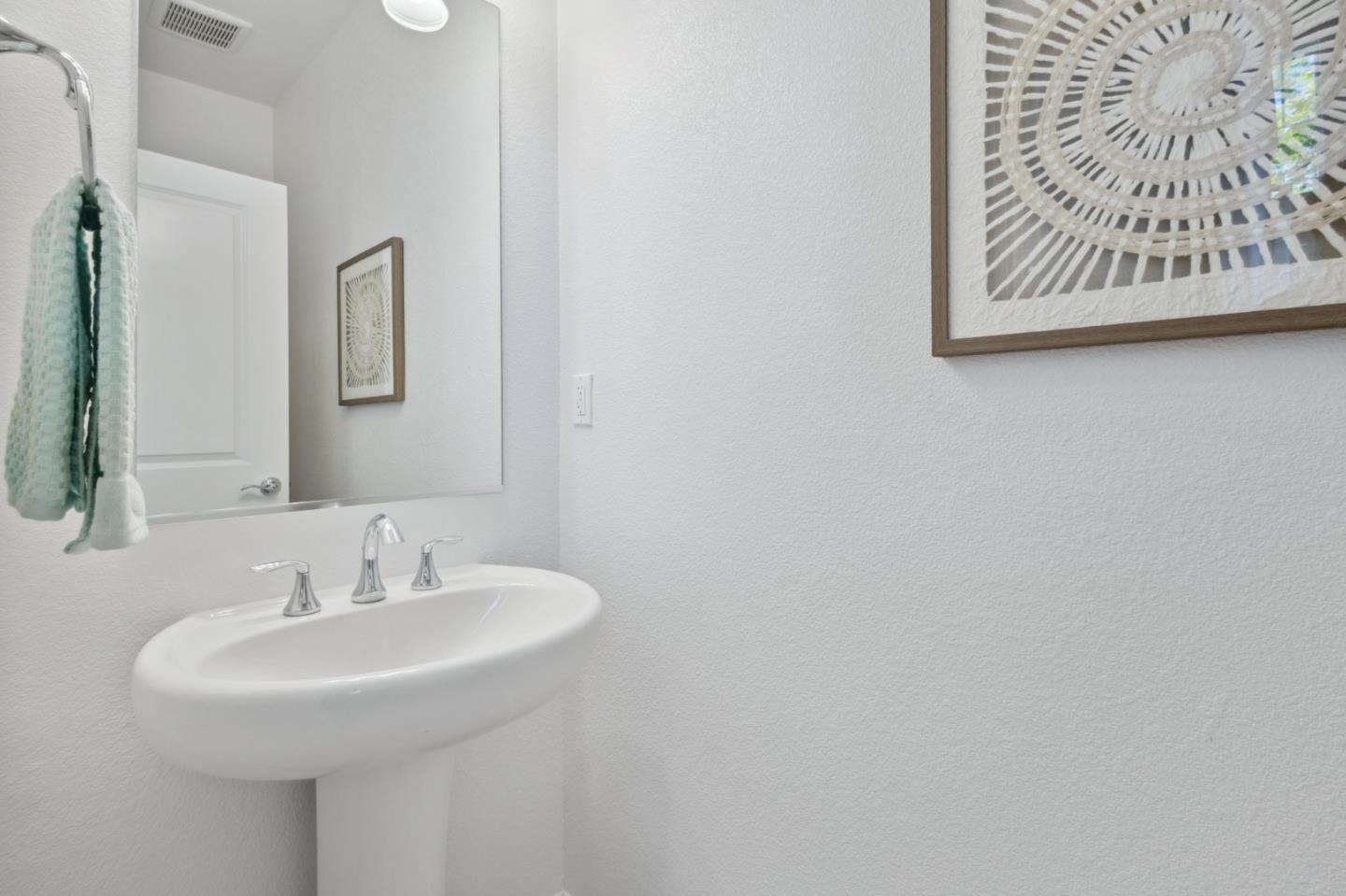 Detail Gallery Image 7 of 40 For 24227 2nd St, Hayward,  CA 94541 - 3 Beds | 3/1 Baths