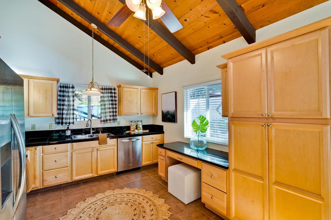 Detail Gallery Image 16 of 73 For 851 Burns Ave, Aptos,  CA 95003 - 3 Beds | 2/1 Baths