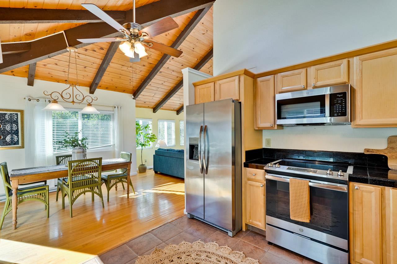Detail Gallery Image 19 of 73 For 851 Burns Ave, Aptos,  CA 95003 - 3 Beds | 2/1 Baths