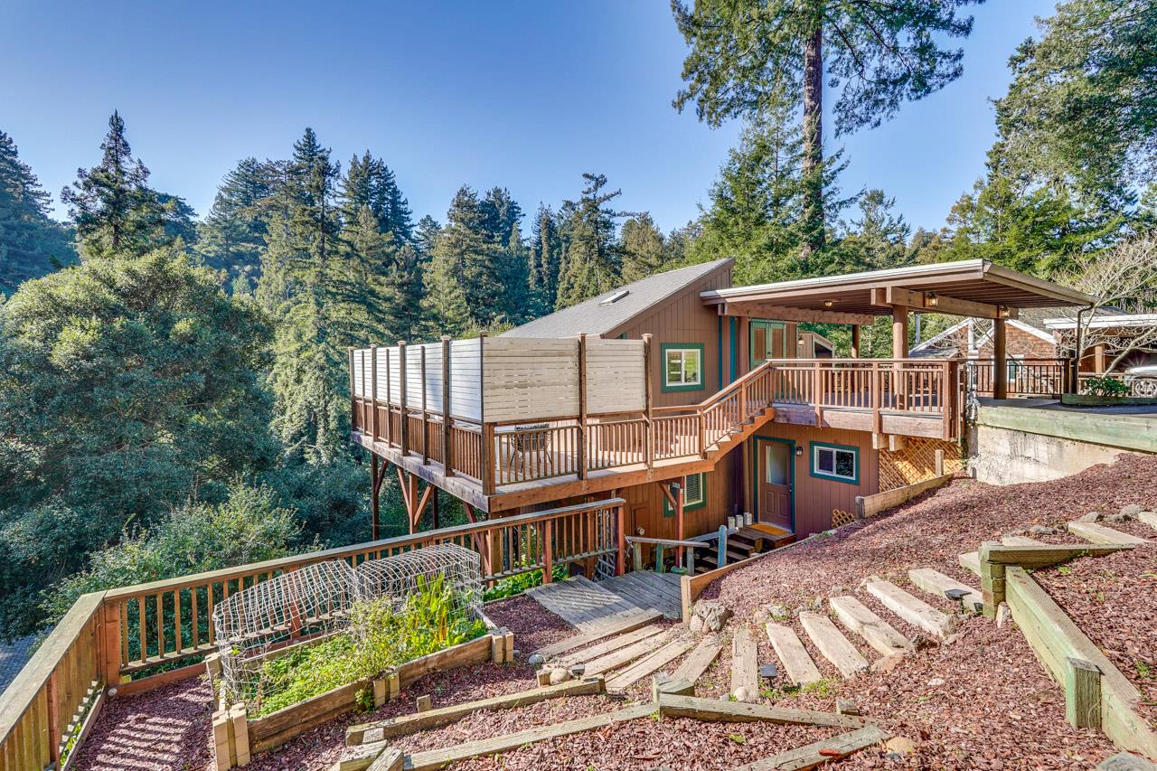 Detail Gallery Image 3 of 73 For 851 Burns Ave, Aptos,  CA 95003 - 3 Beds | 2/1 Baths