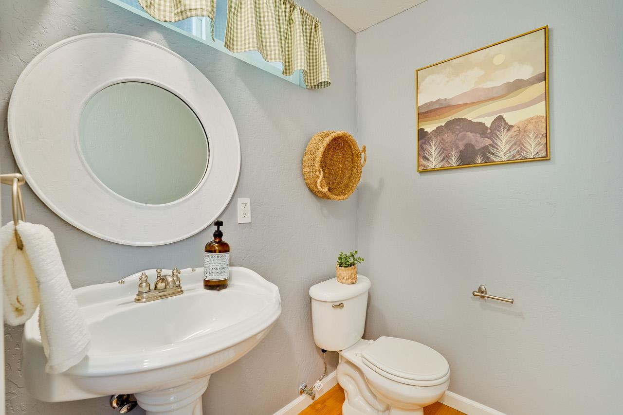 Detail Gallery Image 37 of 73 For 851 Burns Ave, Aptos,  CA 95003 - 3 Beds | 2/1 Baths