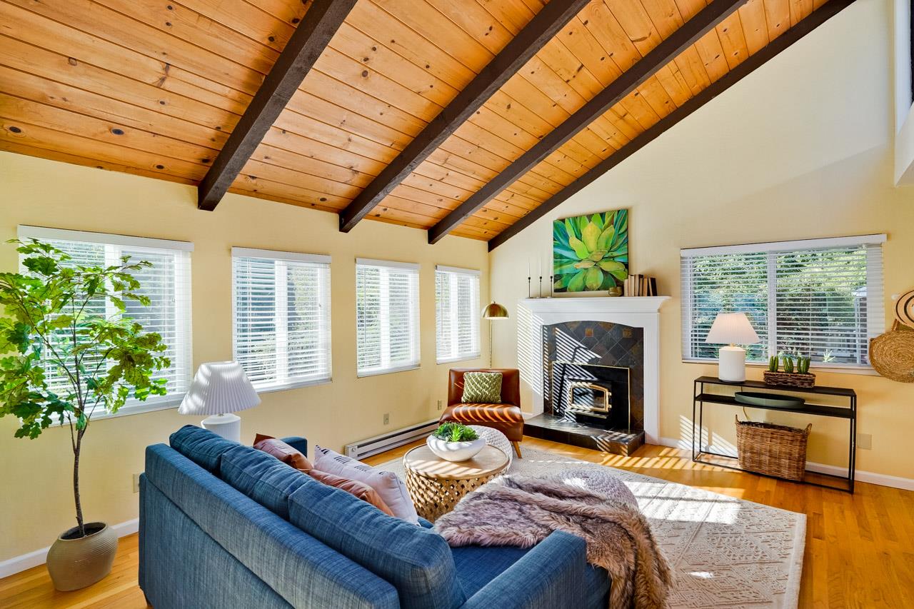 Detail Gallery Image 5 of 73 For 851 Burns Ave, Aptos,  CA 95003 - 3 Beds | 2/1 Baths