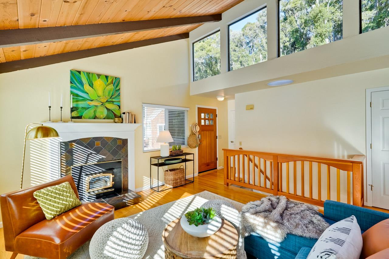 Detail Gallery Image 6 of 73 For 851 Burns Ave, Aptos,  CA 95003 - 3 Beds | 2/1 Baths