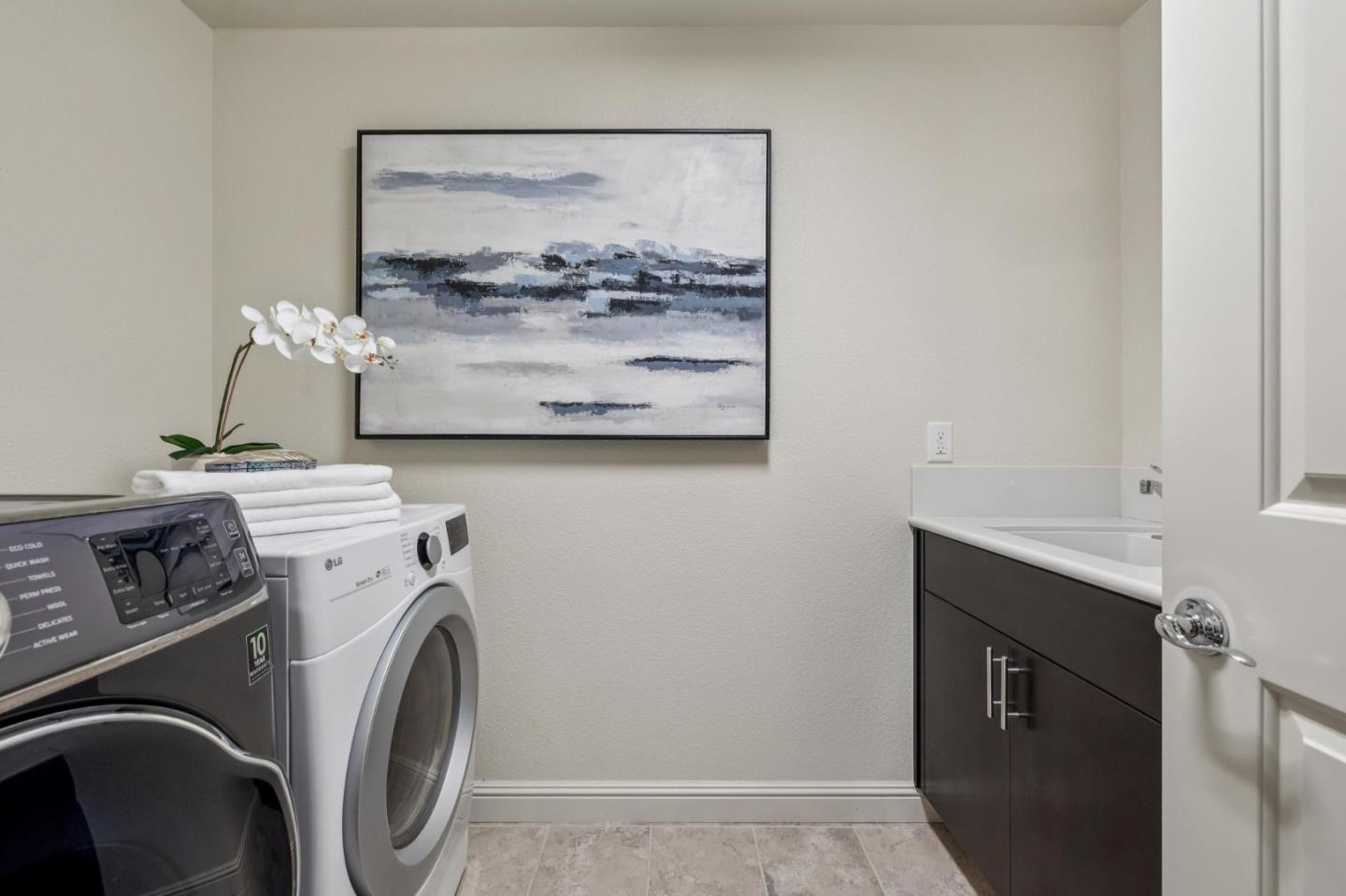 Detail Gallery Image 50 of 63 For 101 Butterweed Ln, Brisbane,  CA 94005 - 5 Beds | 3 Baths