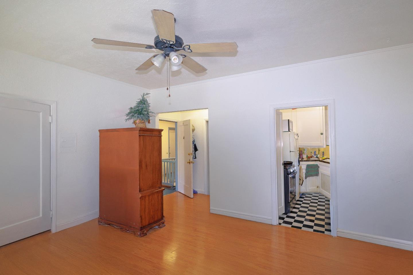 Detail Gallery Image 25 of 62 For 1116 Douglas Ave, Burlingame,  CA 94010 - – Beds | – Baths