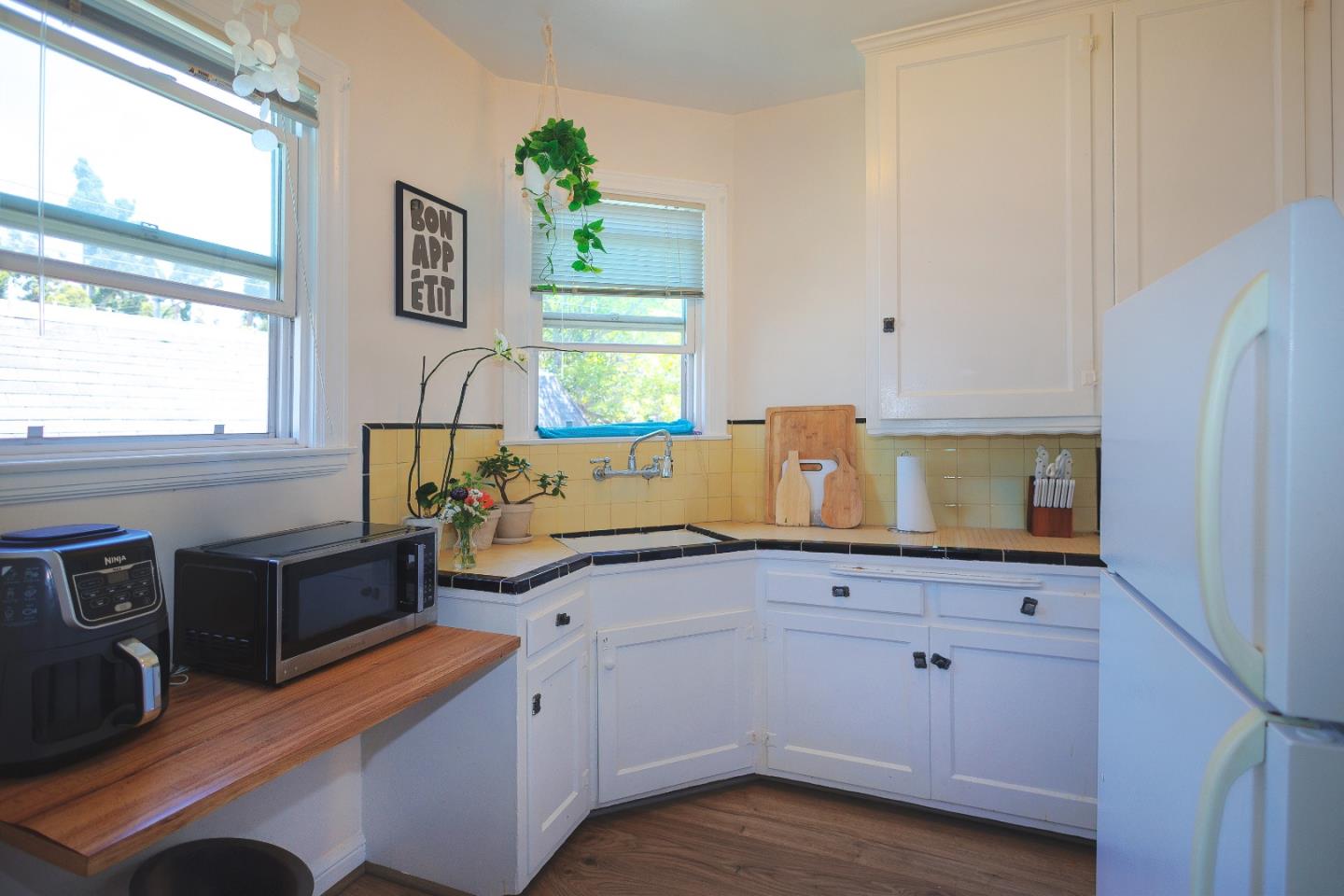 Detail Gallery Image 29 of 62 For 1116 Douglas Ave, Burlingame,  CA 94010 - – Beds | – Baths