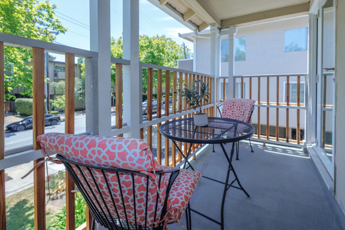 Detail Gallery Image 33 of 62 For 1116 Douglas Ave, Burlingame,  CA 94010 - – Beds | – Baths