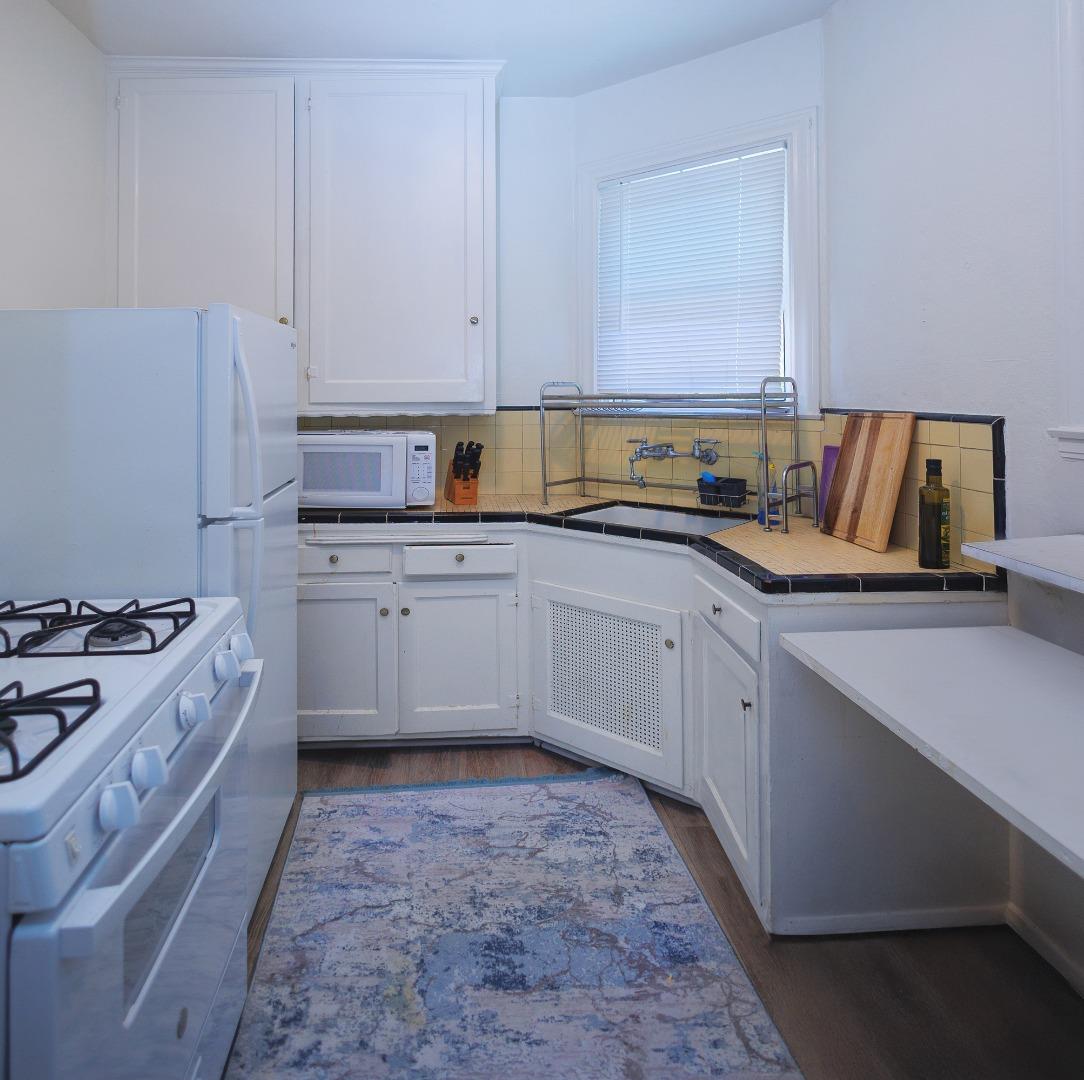 Detail Gallery Image 43 of 62 For 1116 Douglas Ave, Burlingame,  CA 94010 - – Beds | – Baths