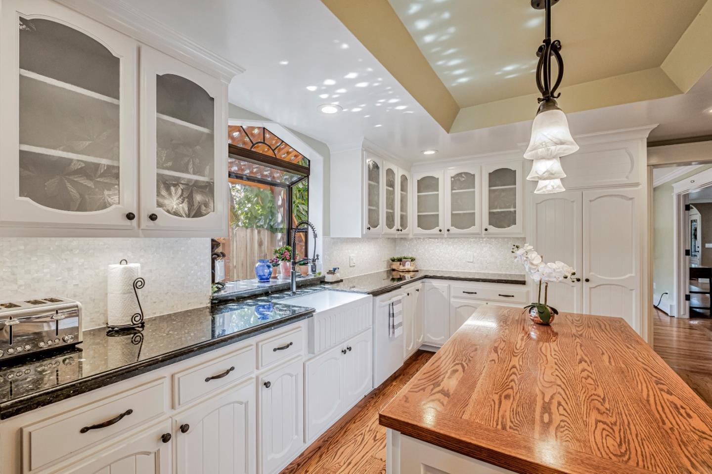 Detail Gallery Image 13 of 52 For 18 Linden Rd, Watsonville,  CA 95076 - 4 Beds | 3/1 Baths