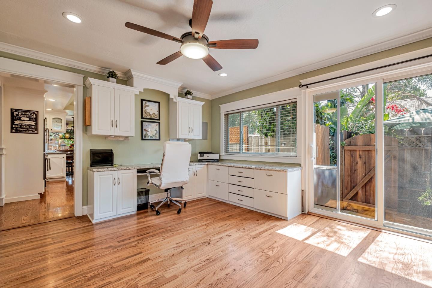 Detail Gallery Image 20 of 52 For 18 Linden Rd, Watsonville,  CA 95076 - 4 Beds | 3/1 Baths