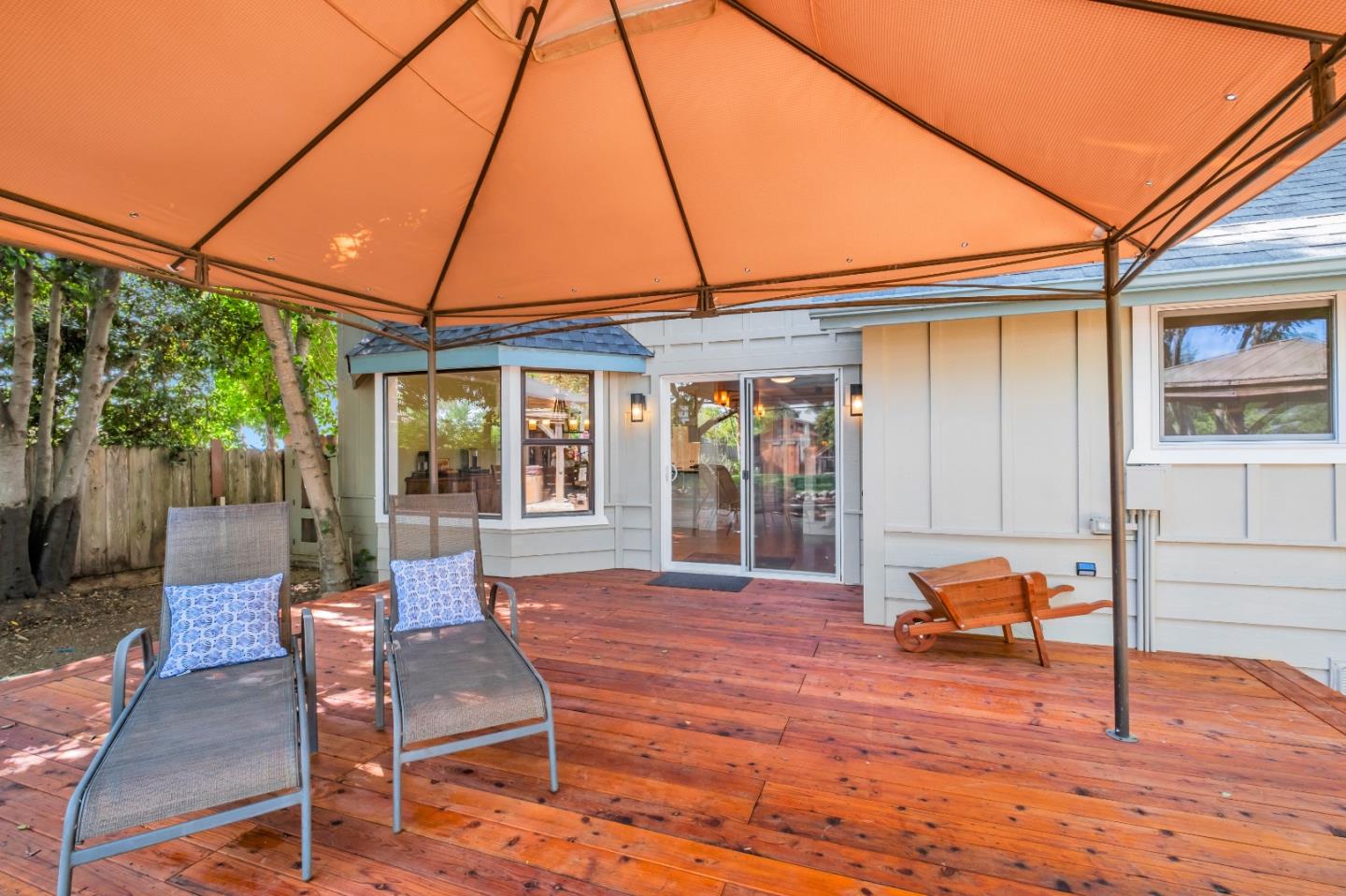 Detail Gallery Image 41 of 52 For 18 Linden Rd, Watsonville,  CA 95076 - 4 Beds | 3/1 Baths