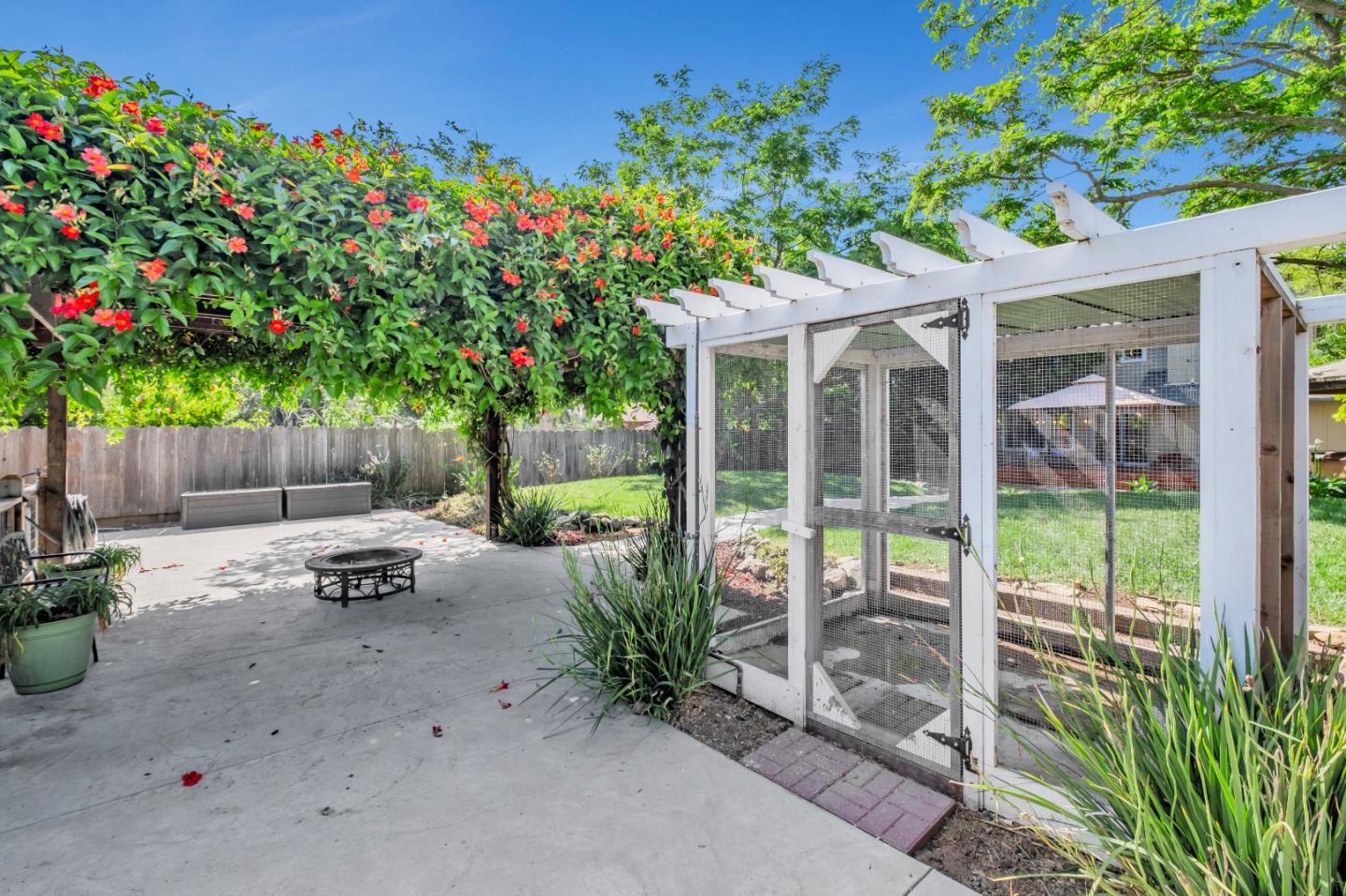 Detail Gallery Image 46 of 52 For 18 Linden Rd, Watsonville,  CA 95076 - 4 Beds | 3/1 Baths