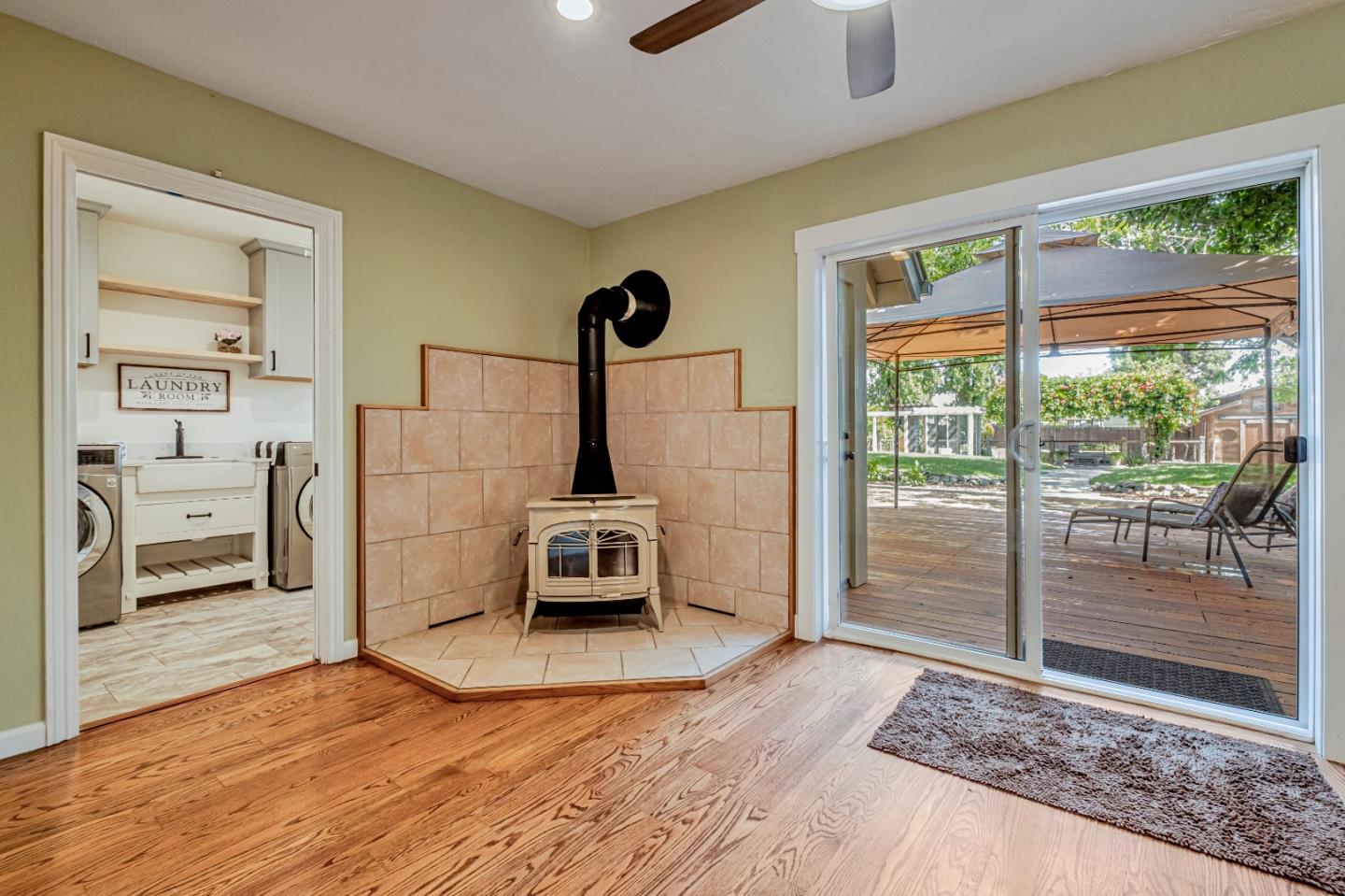 Detail Gallery Image 9 of 52 For 18 Linden Rd, Watsonville,  CA 95076 - 4 Beds | 3/1 Baths