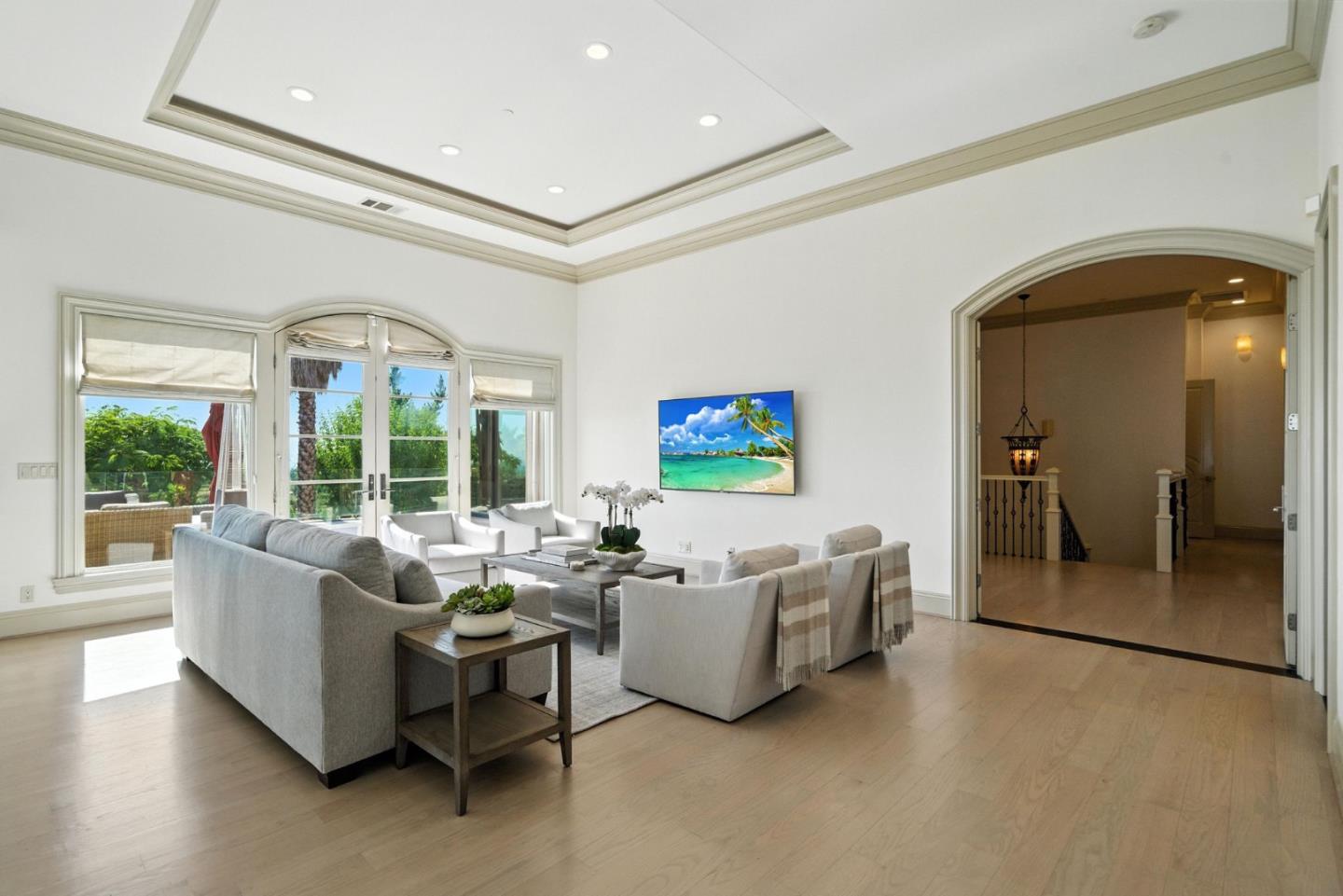 Detail Gallery Image 23 of 65 For 12252 Menalto Dr, Los Altos Hills,  CA 94022 - 5 Beds | 5/2 Baths
