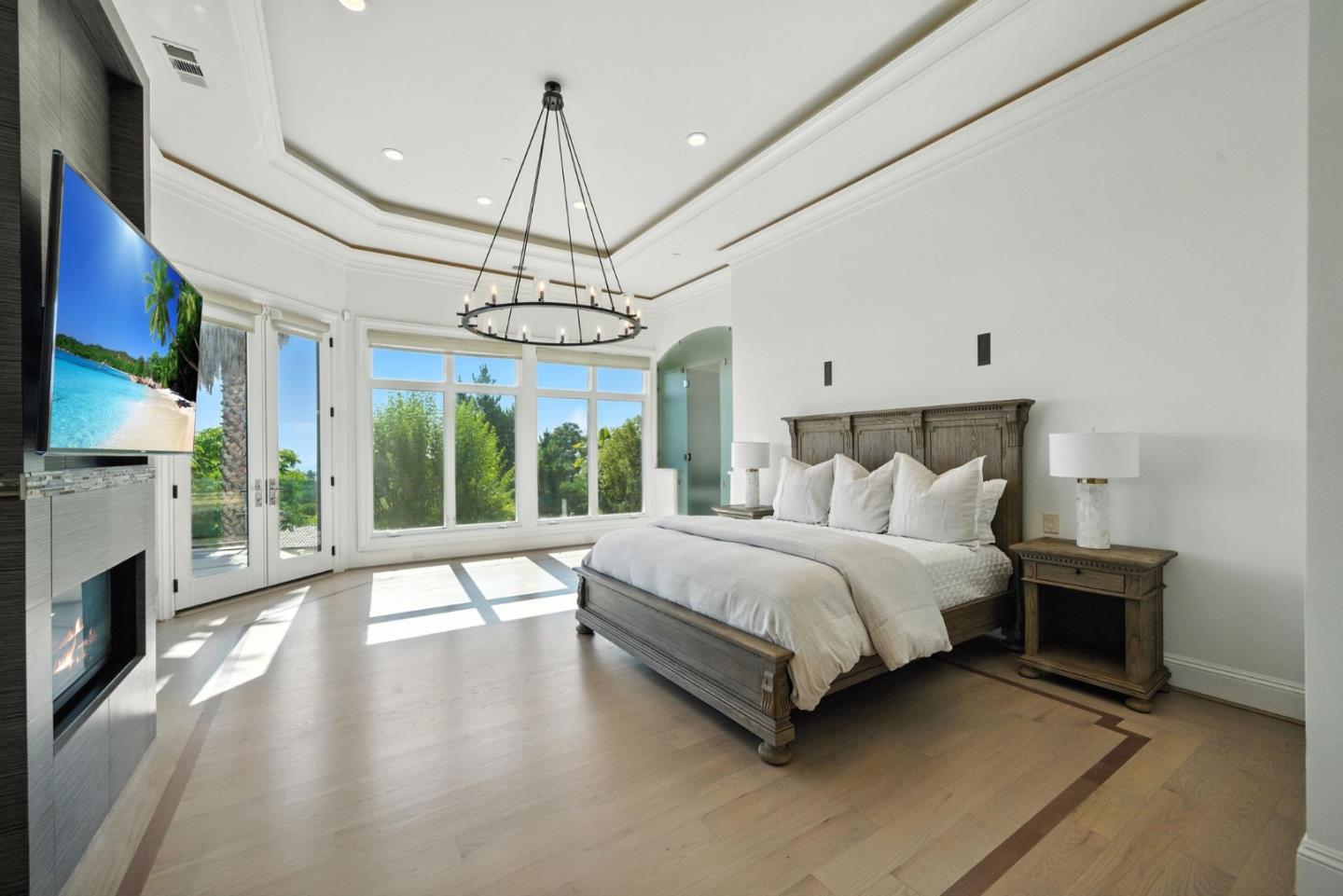 Detail Gallery Image 25 of 65 For 12252 Menalto Dr, Los Altos Hills,  CA 94022 - 5 Beds | 5/2 Baths