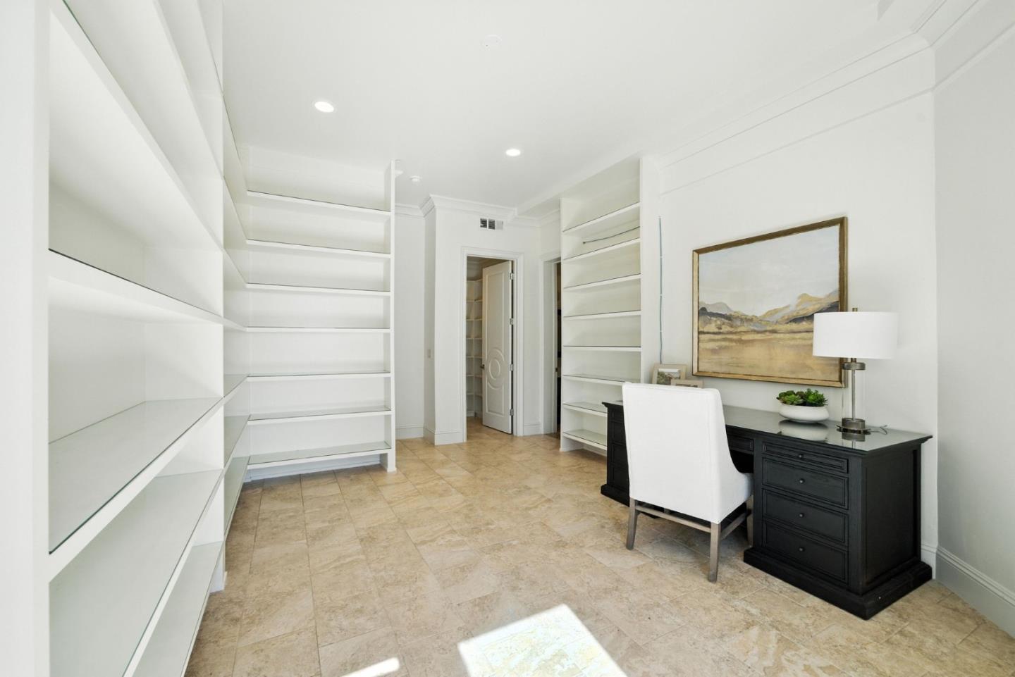 Detail Gallery Image 43 of 65 For 12252 Menalto Dr, Los Altos Hills,  CA 94022 - 5 Beds | 5/2 Baths