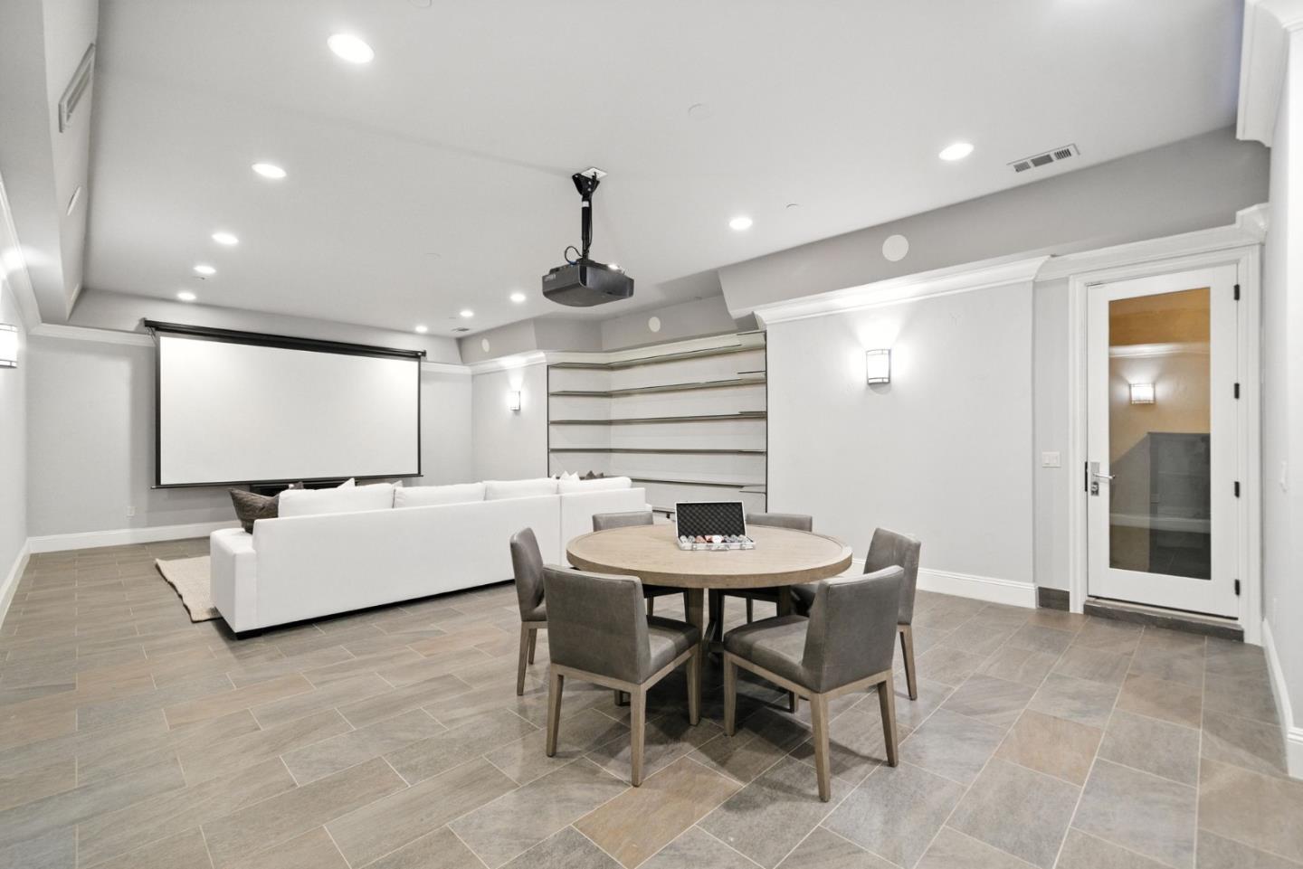 Detail Gallery Image 44 of 65 For 12252 Menalto Dr, Los Altos Hills,  CA 94022 - 5 Beds | 5/2 Baths