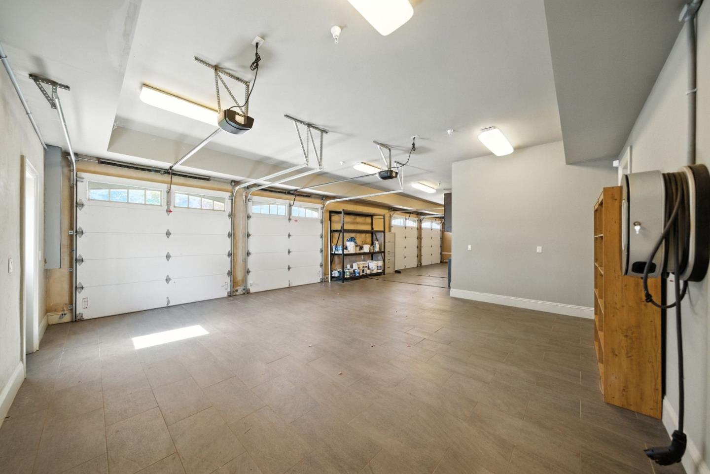 Detail Gallery Image 48 of 65 For 12252 Menalto Dr, Los Altos Hills,  CA 94022 - 5 Beds | 5/2 Baths