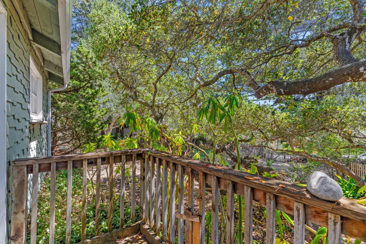 Detail Gallery Image 17 of 31 For 0 Santa Fe 6 Sw of Ocean Ave, Carmel,  CA 93923 - 2 Beds | 2 Baths