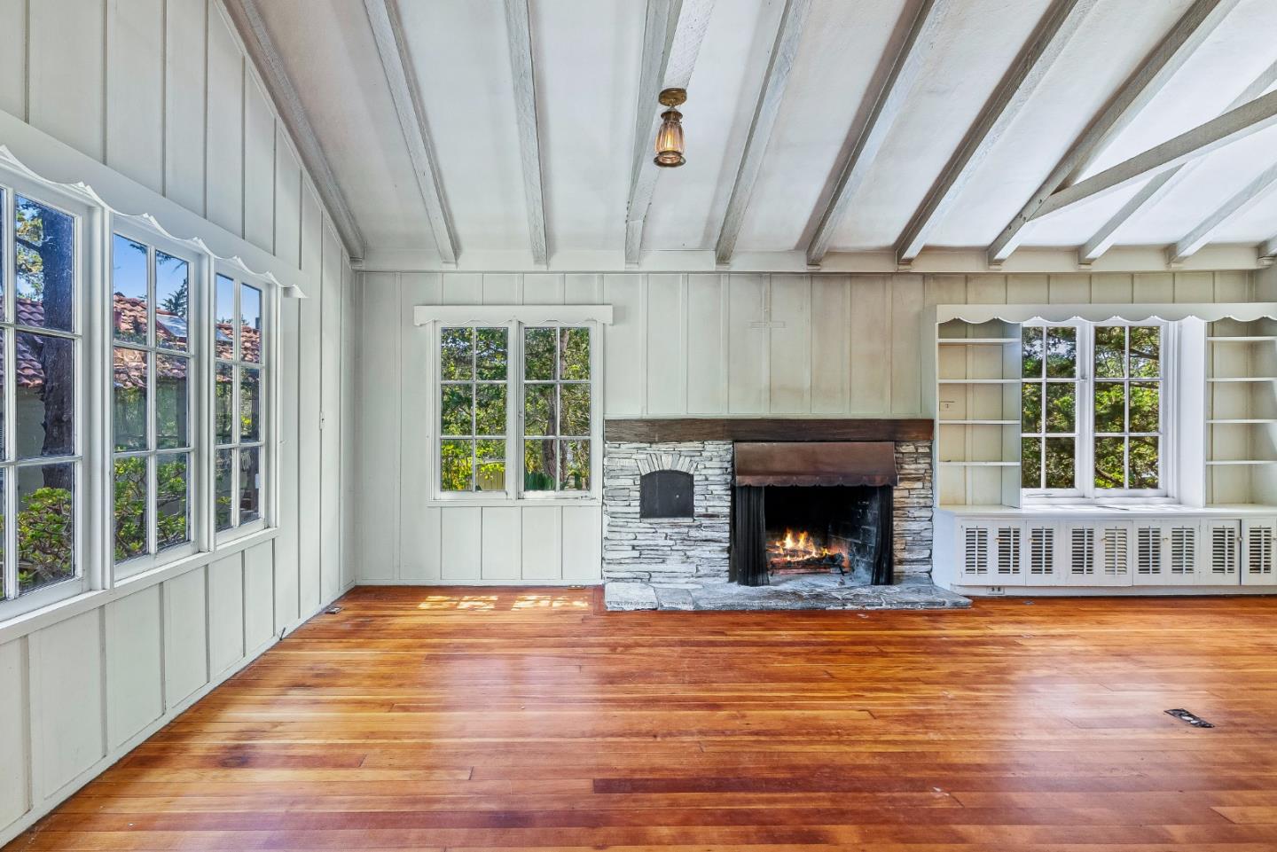 Detail Gallery Image 5 of 31 For 0 Santa Fe 6 Sw of Ocean Ave, Carmel,  CA 93923 - 2 Beds | 2 Baths