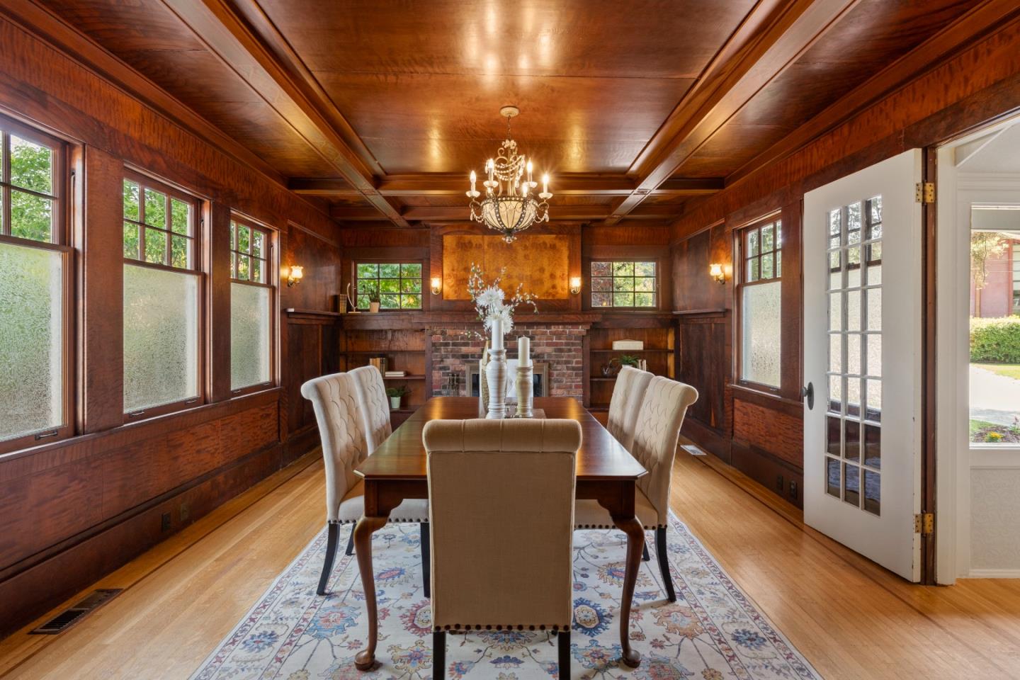 Detail Gallery Image 16 of 67 For 1690 Cordilleras Rd, Redwood City,  CA 94062 - 5 Beds | 5 Baths
