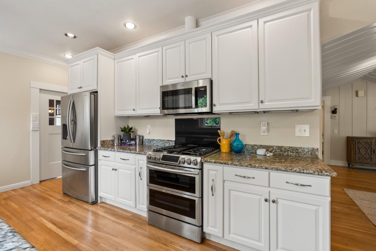 Detail Gallery Image 18 of 67 For 1690 Cordilleras Rd, Redwood City,  CA 94062 - 5 Beds | 5 Baths