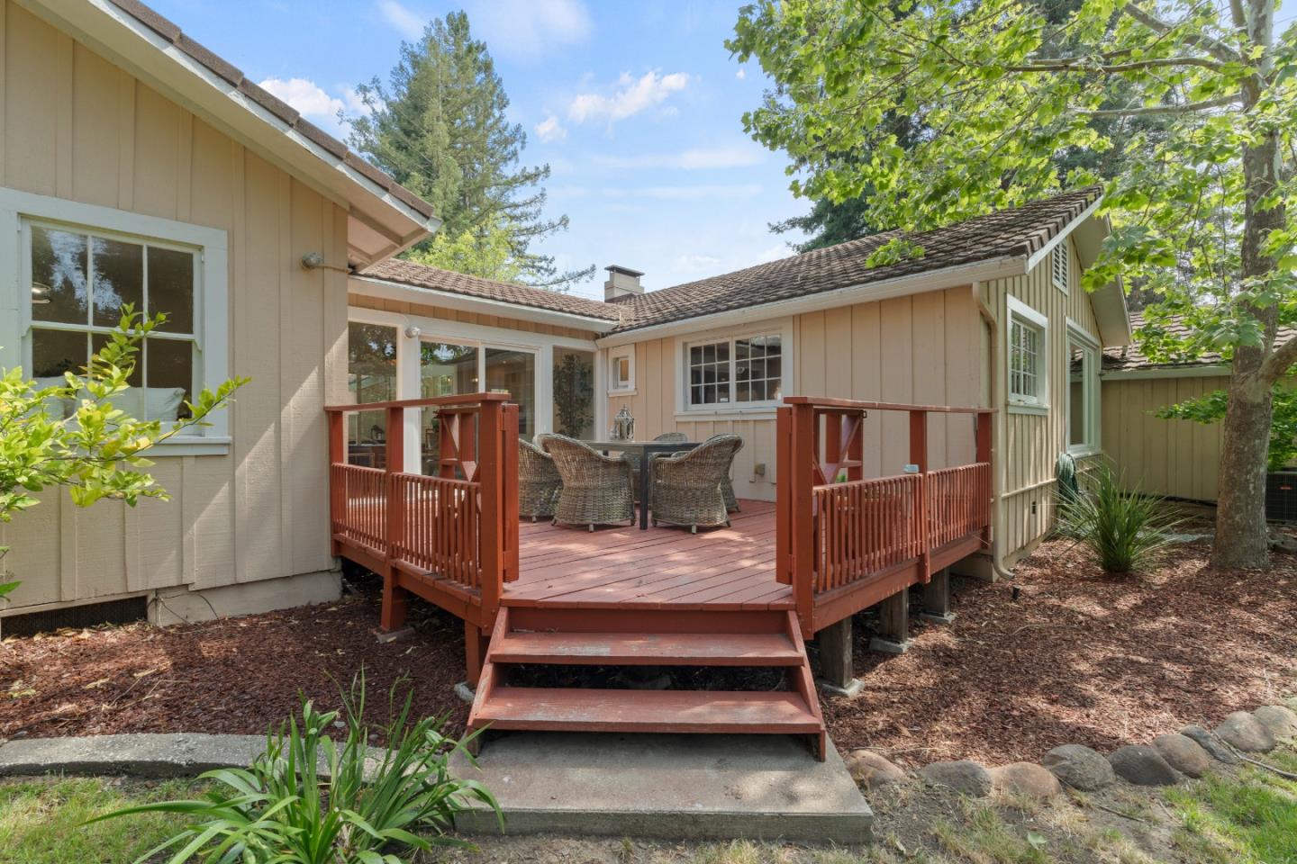 Detail Gallery Image 47 of 67 For 1690 Cordilleras Rd, Redwood City,  CA 94062 - 5 Beds | 5 Baths