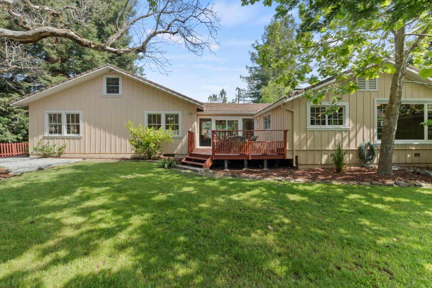 Detail Gallery Image 49 of 67 For 1690 Cordilleras Rd, Redwood City,  CA 94062 - 5 Beds | 5 Baths