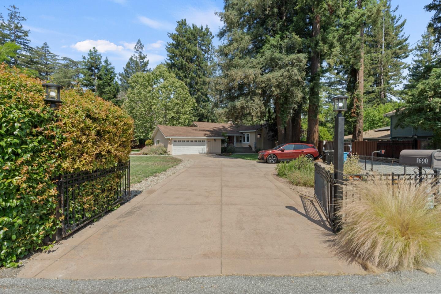 Detail Gallery Image 56 of 67 For 1690 Cordilleras Rd, Redwood City,  CA 94062 - 5 Beds | 5 Baths