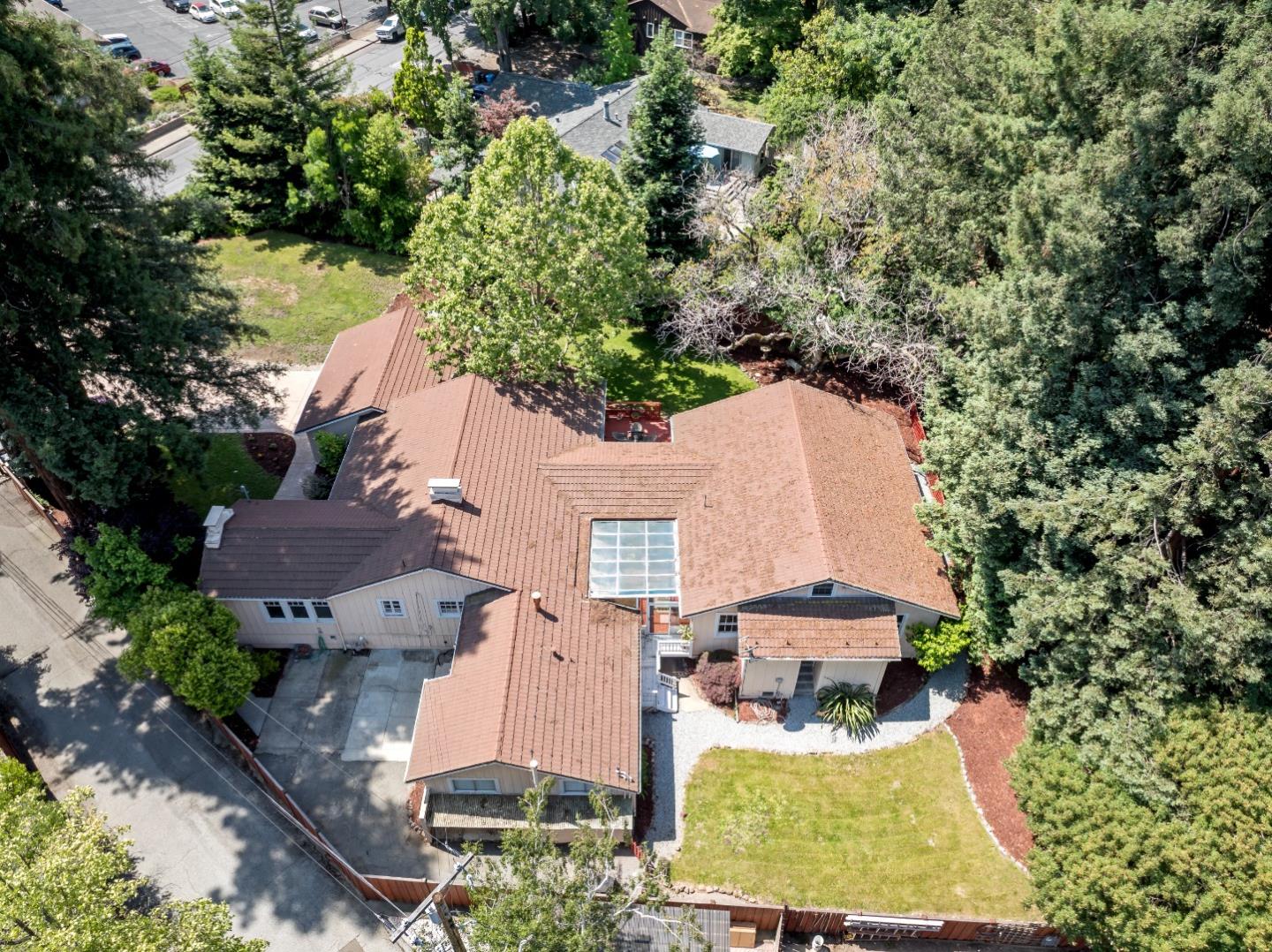 Detail Gallery Image 62 of 67 For 1690 Cordilleras Rd, Redwood City,  CA 94062 - 5 Beds | 5 Baths